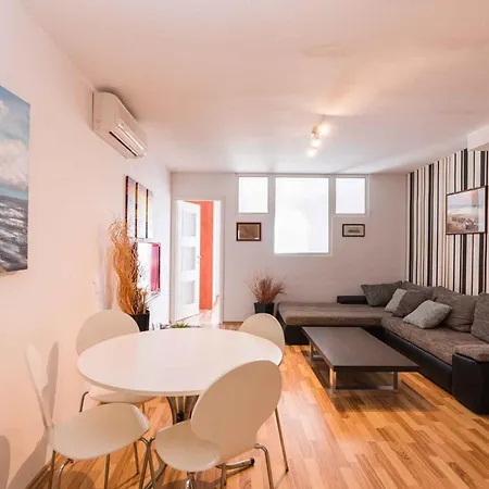 One-bedroom Crikvenica * Crikvenica