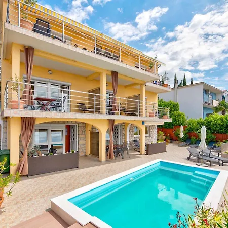 One-bedroom Crikvenica Appartamento *