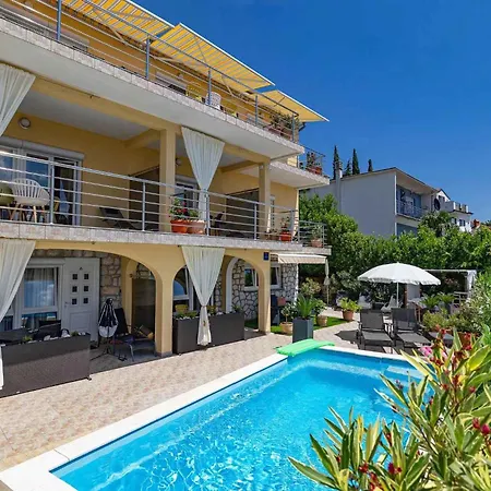 One-bedroom Crikvenica Appartamento